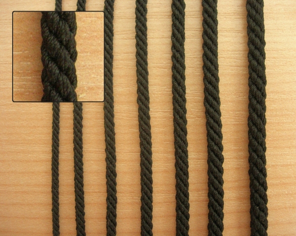 Шнур плоский х/б 12мм классическое плетение TW цв.меланж 1 (028 св.серый, 031 т.серый) уп.50м